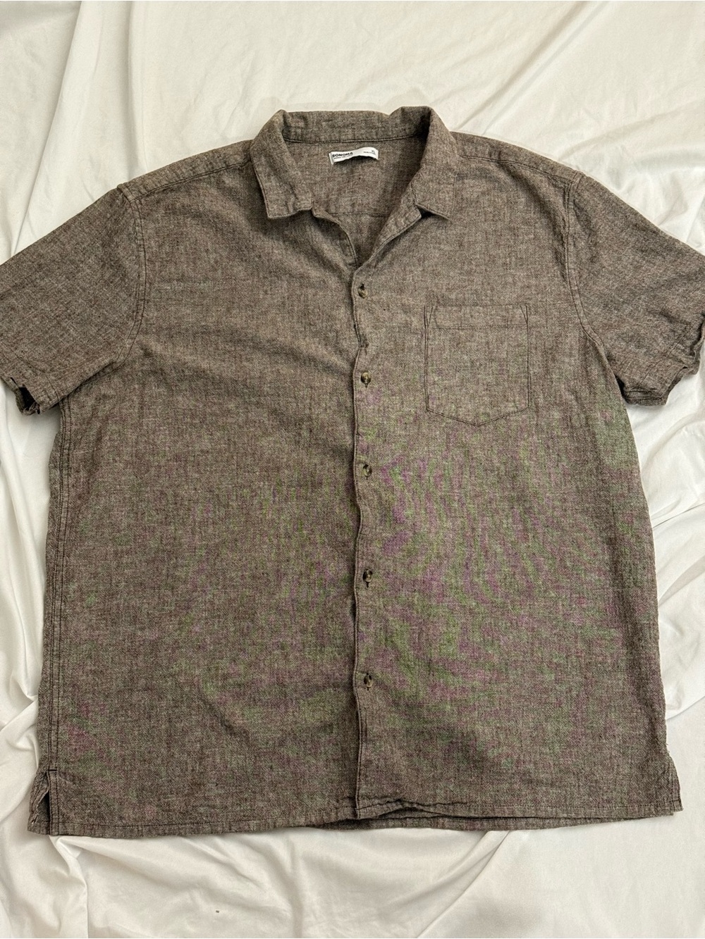Men's Short-Sleeve Casual Button-Down Shirt in Brown